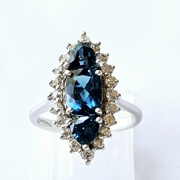 JTV Jewelry - Elongated London Blue Topaz & White Zircon Sterling Silver Ring 💍 💙 Sz 7